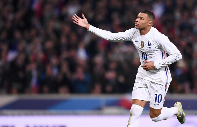 今夜葡超传出新动向，广州队临场应变，管理层表态——管理层满意，阵容厚度经受考验的简单介绍