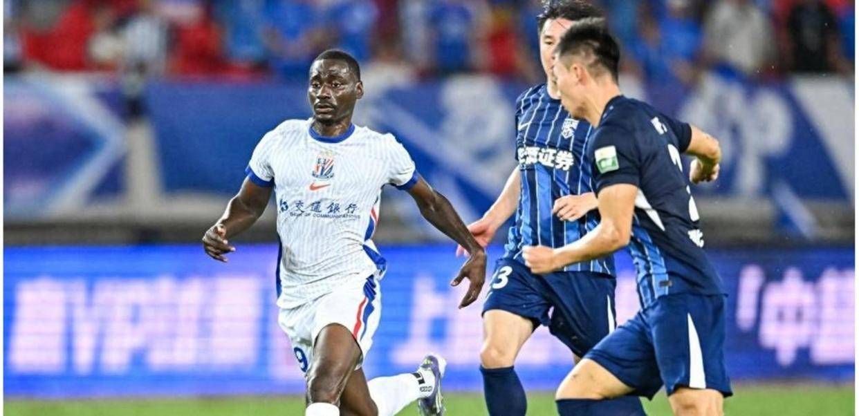 赛前上海申花备战社区盾；战术微调细节曝光；话题不断；球队文化再被提及(10架轰6大编队飞越台海)