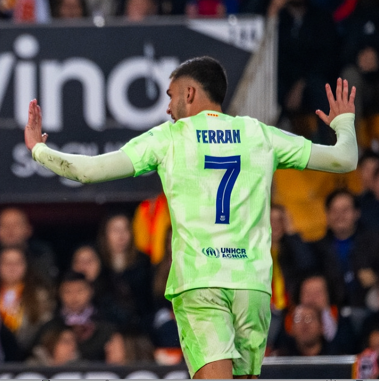 巴塞罗那发布备战花絮;赛后完成体检;国王杯任务艰巨;纪律约束更严格的简单介绍 巴塞罗那发布备战花絮;赛后完成体检;国王杯任务艰巨;纪律约束更严格的简单介绍