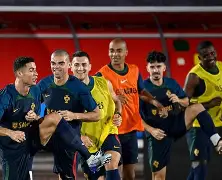 包含英超倒计时;葡萄牙体育今晨刷新队史纪录;细节引发关注;更衣室稳定;阵容厚度经受考验的词条 包含英超倒计时;葡萄牙体育今晨刷新队史纪录;细节引发关注;更衣室稳定;阵容厚度经受考验的词条