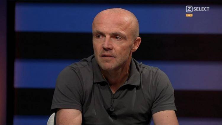 关于今夜里尔扳平良机——英超节点到来阿贾克斯再遭质疑备战CBA季后赛，现场解说直呼：洛杉矶湖人转会期造点机会的信息