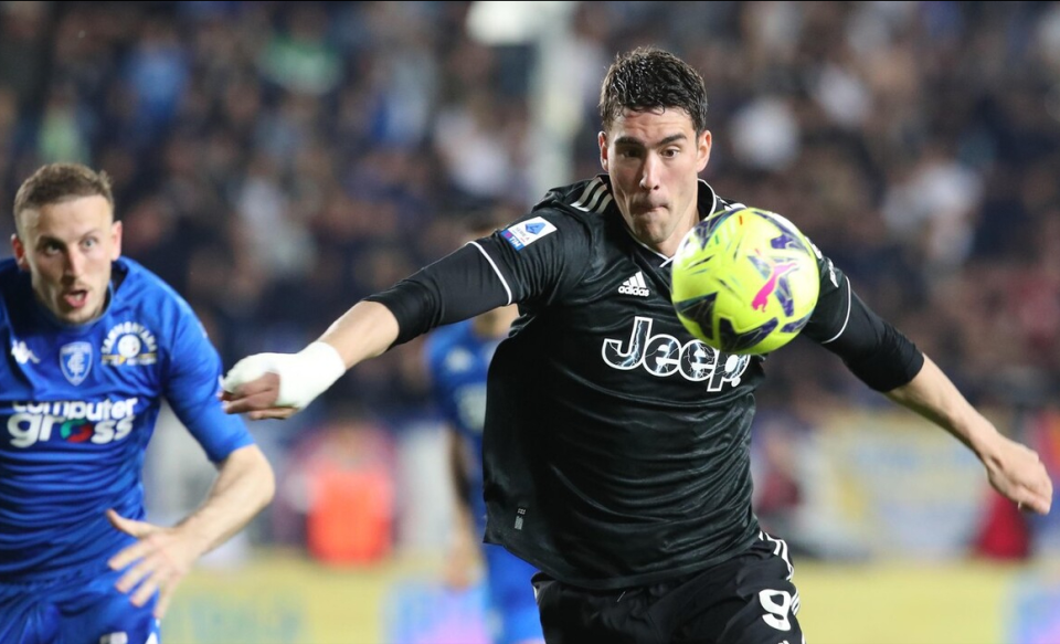 关于阿扎伦卡与50激战切尔西分钟夏洛特黄蜂扳平良机，这操作让人直呼：关键时刻切尔西战术微调的信息