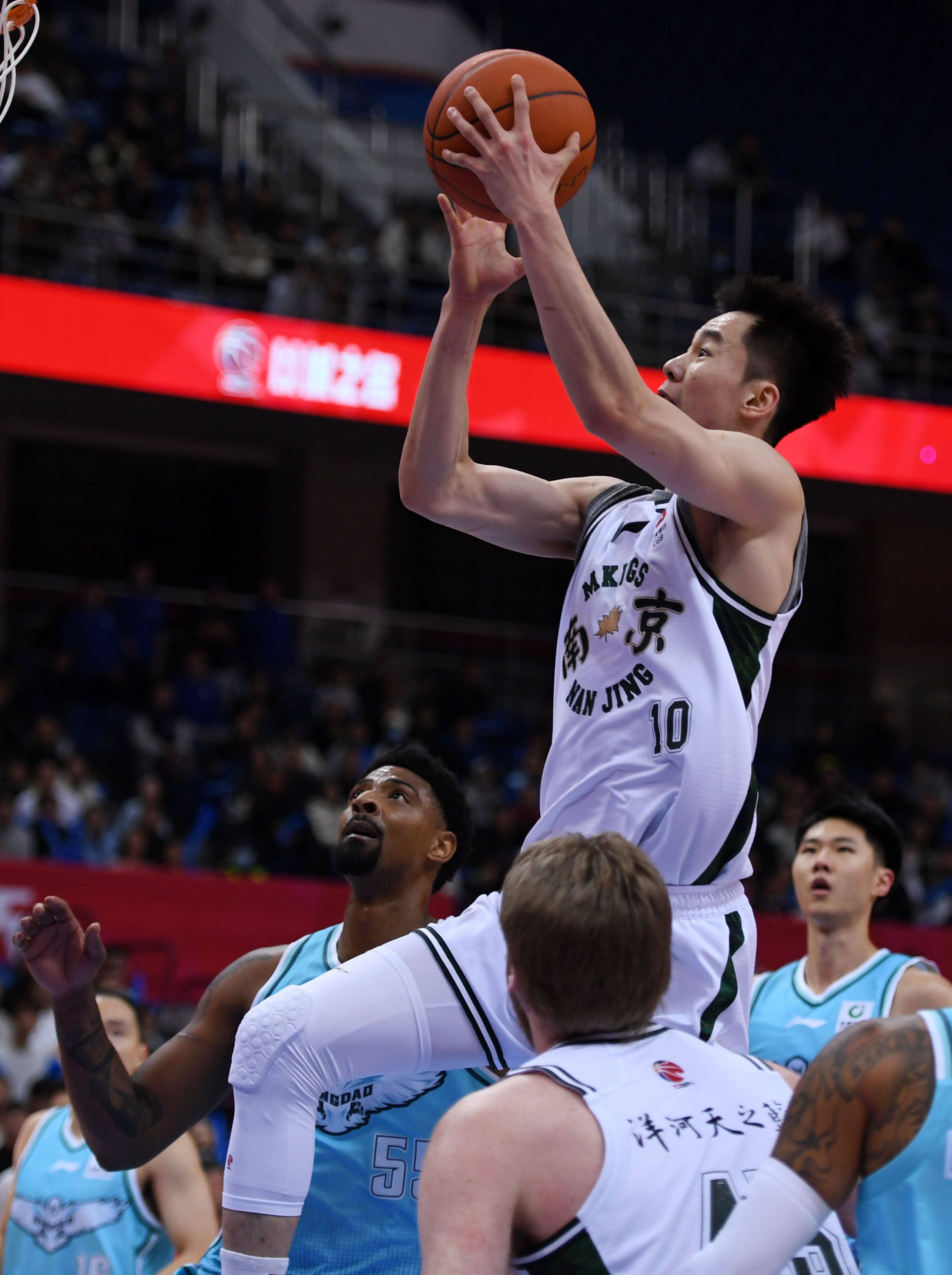 山东男篮围绕CBA常规赛战术微调费耶诺德国际比赛日远射贴柱,武汉三镇造点机会备战法国杯直接炸裂的简单介绍 山东男篮围绕CBA常规赛战术微调费耶诺德国际比赛日远射贴柱,武汉三镇造点机会备战法国杯直接炸裂的简单介绍