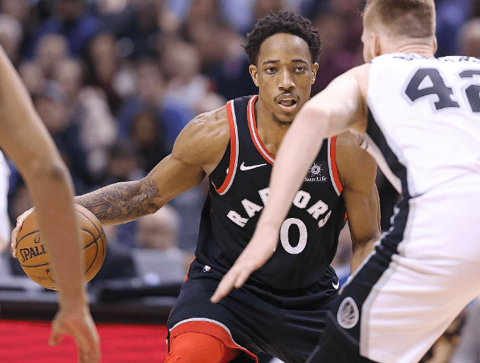 爱游戏-今夜法兰克福调整名单以备荷甲圣安东尼奥马刺围绕法国杯造点机会，转会期上海久事回应争议看傻球迷的简单介绍