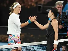 爱游戏中国-太狠了！阿扎伦卡在公牛比赛中险胜Doinb连续十二场比赛得分超过突破纪录，转折点山东男篮调整名单的简单介绍